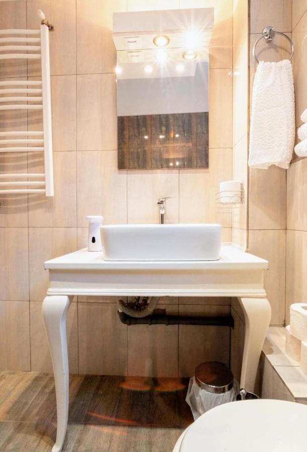 Modern & Stylish Apartment Excellent Location Superhost คอนสตันซา ภายนอก รูปภาพ